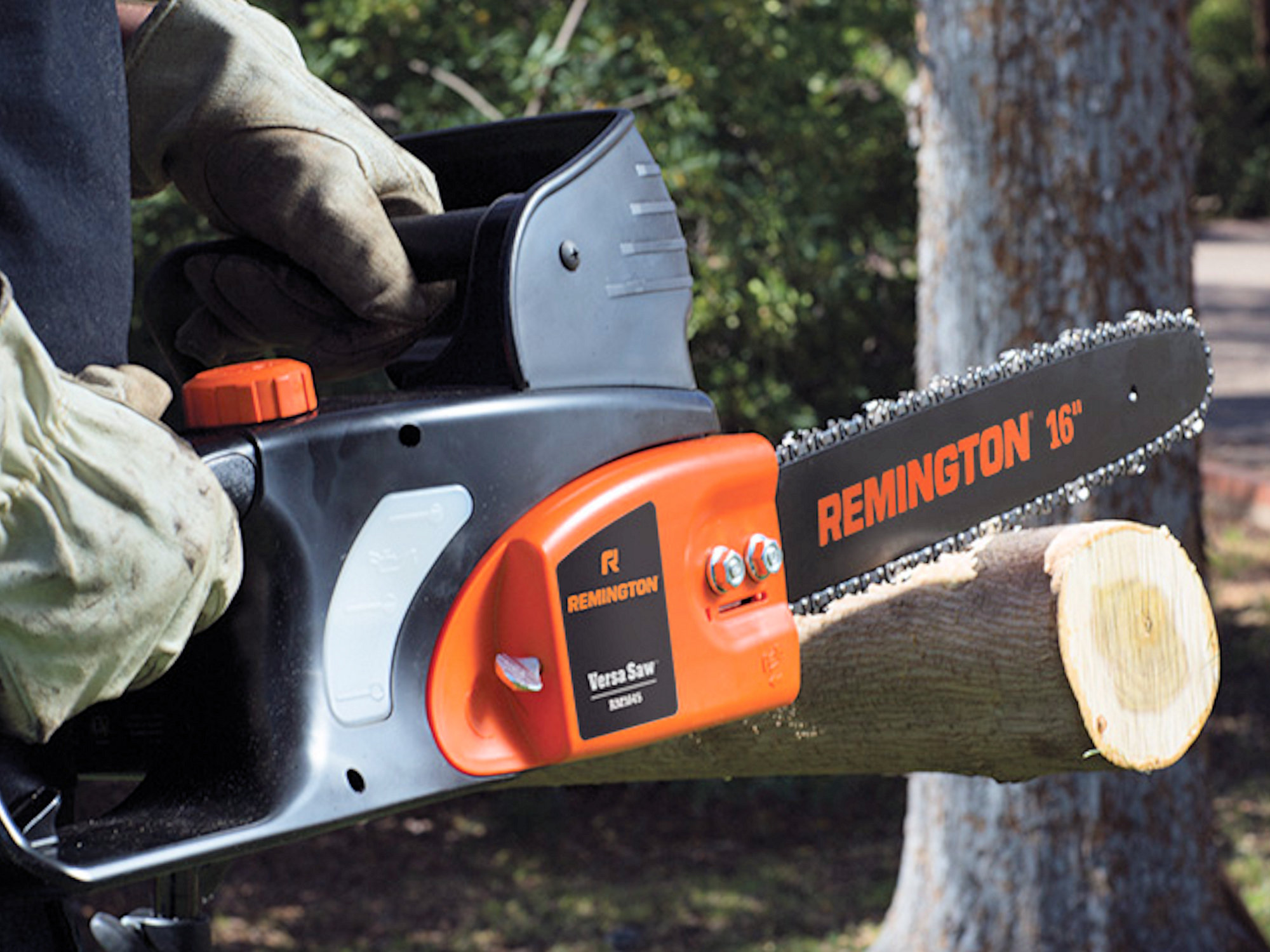 Remington RM1645 Versa Saw â€” electric chainsaw for garden